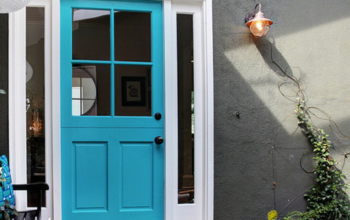 How to Spruce Up the Entrance to Your Home